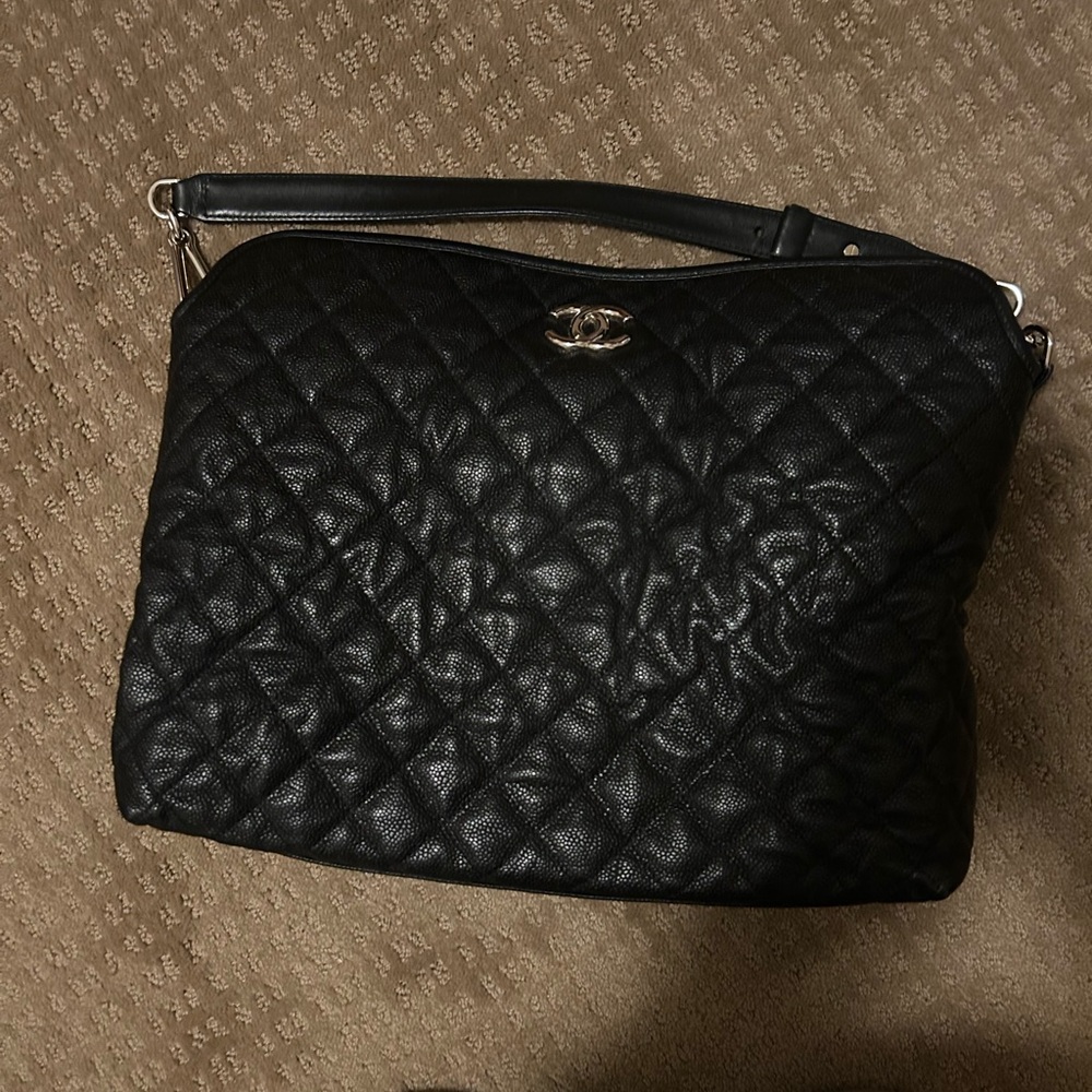 Chanel Black Quilted Shoulder Bag with Signature Design